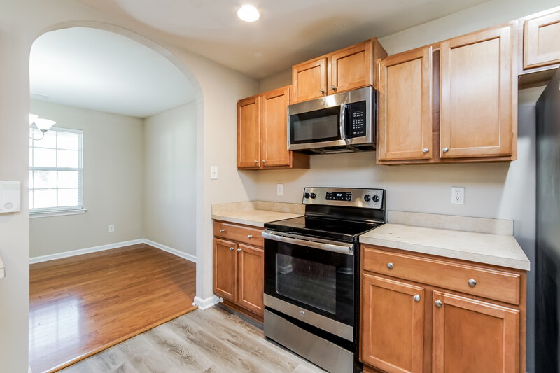 2,275/Mo, 1958 Sterling Hill Dr Fuquay Varina, NC 27526 Kitchen View 2