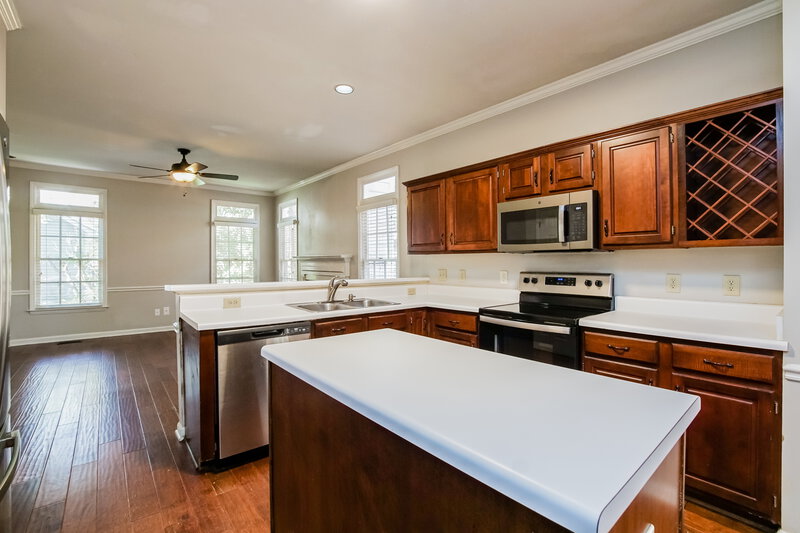2,230/Mo, 3453 Scotch Dr Raleigh, NC 27616 Kitchen View