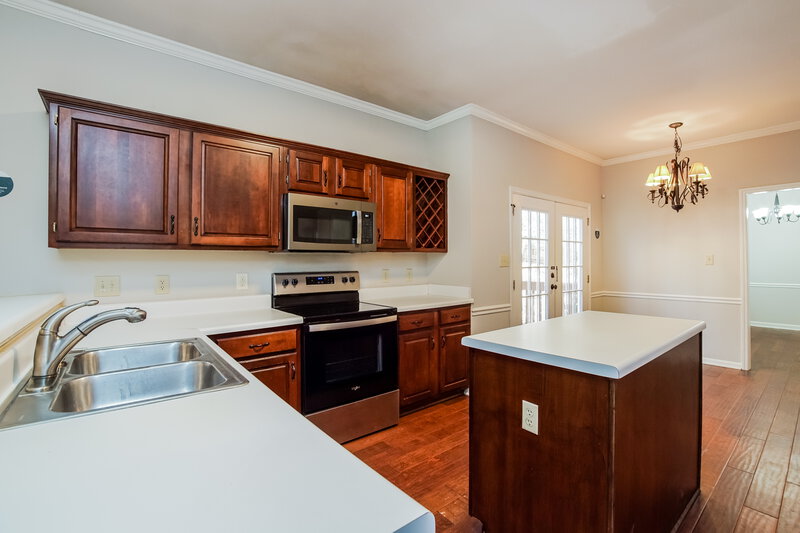 2,230/Mo, 3453 Scotch Dr Raleigh, NC 27616 Kitchen View 2