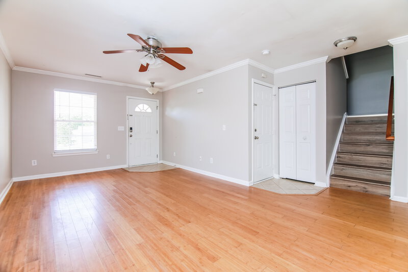 1,810/Mo, 709 Champion St Clayton, NC 27520 Living Room View 2