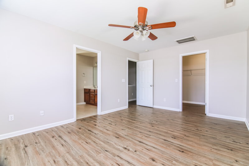 1,810/Mo, 709 Champion St Clayton, NC 27520 Main Bedroom View 2