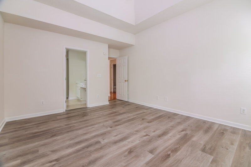 2,060/Mo, 3808 Toyon Dr Raleigh, NC 27616 Main Bedroom View