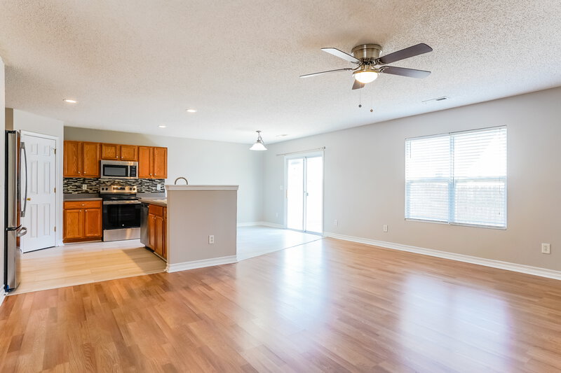 1,840/Mo, 3012 Van Dorn Rd Knightdale, NC 27545 Living Room View 2