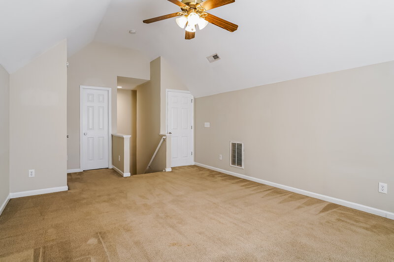 1,835/Mo, 840 Red Oak Tree Dr Fuquay Varina, NC 27526 Family Room View 2