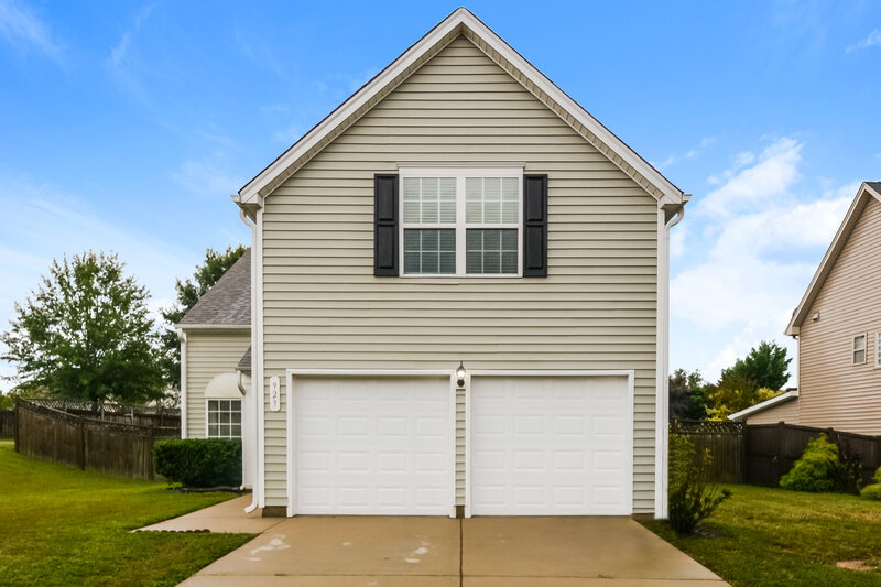 2,110/Mo, 923 Red Oak Tree Dr Fuquay Varina, NC 27526 External View