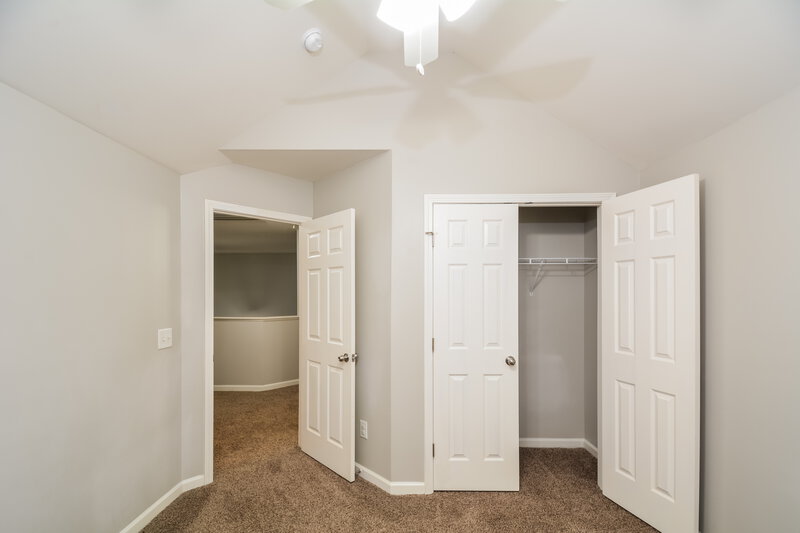 2,110/Mo, 923 Red Oak Tree Dr Fuquay Varina, NC 27526 Bedroom View 4