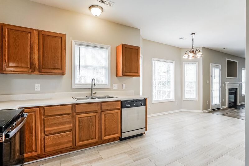2,035/Mo, 131 Annotto Bay Ln Garner, NC 27529 Kitchen View 2