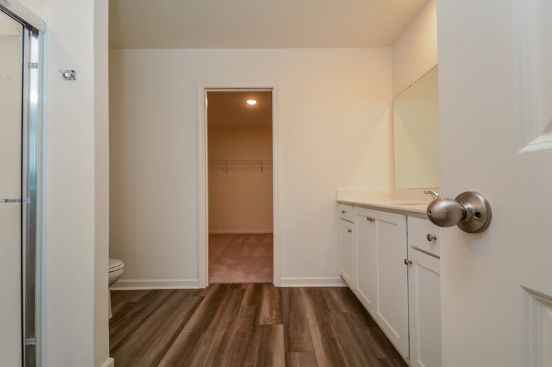 1,920/Mo, 248 Babbling Brk Dr Wilson's Mills, NC 27520 Main Bathroom View 2