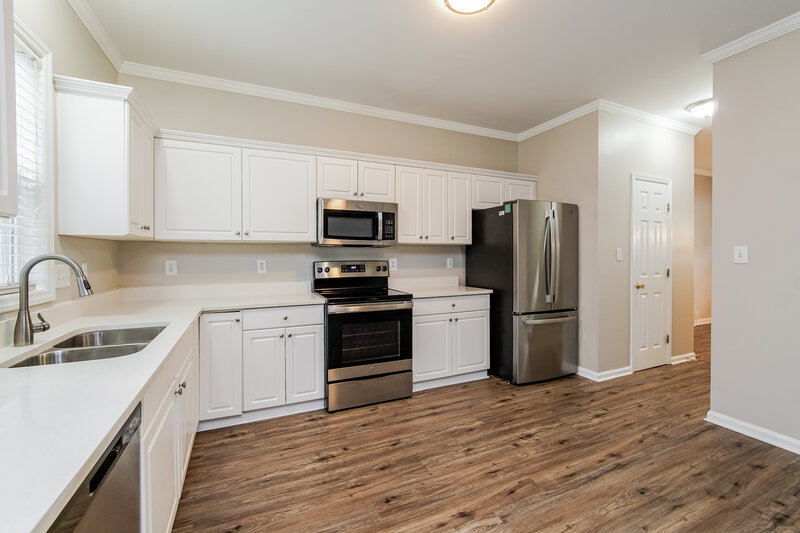 2,075/Mo, 306 Jewel Haven Way Knightdale, NC 27545 Kitchen View 2