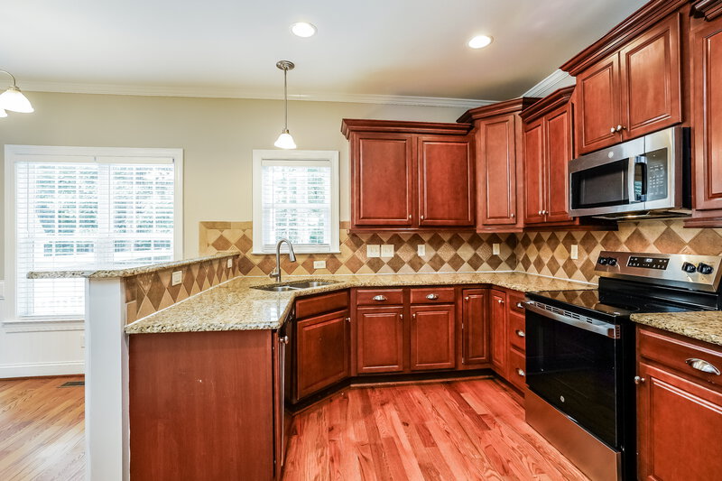 2,170/Mo, 221 Worthington Ct Clayton, NC 27527 Kitchen View 2