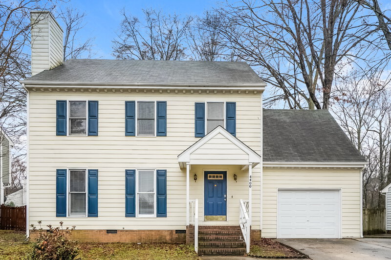 1,965/Mo, 4400 Birmingham Way Raleigh, NC 27604 External View