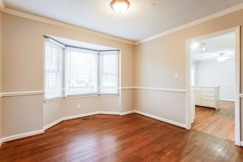 1,965/Mo, 4400 Birmingham Way Raleigh, NC 27604 Dining Room View