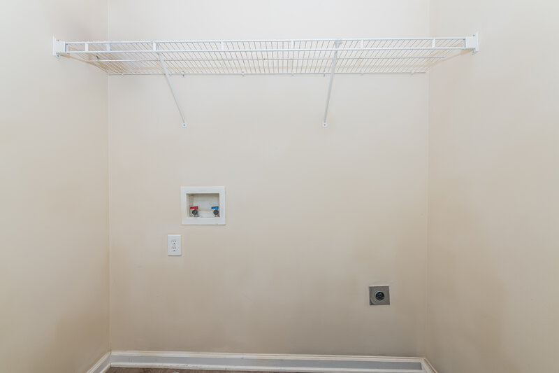 2,260/Mo, 36 Faircloth Ct Clayton, NC 27520 Laundry Room View