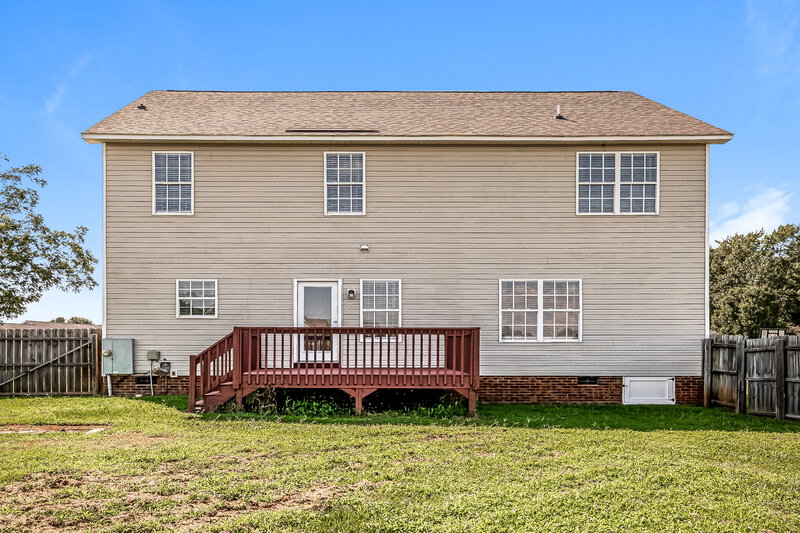 2,260/Mo, 36 Faircloth Ct Clayton, NC 27520 Rear View