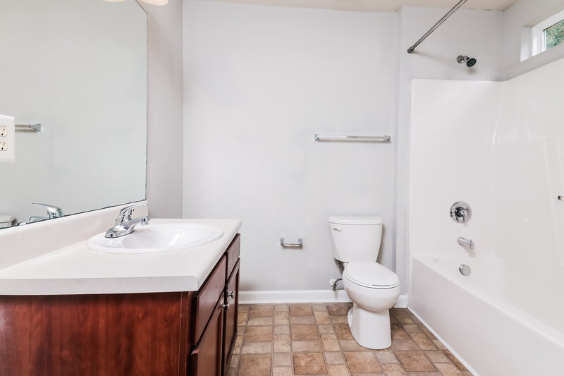 2,035/Mo, 820 Steam Boat St Knightdale, NC 27545 Bathroom View