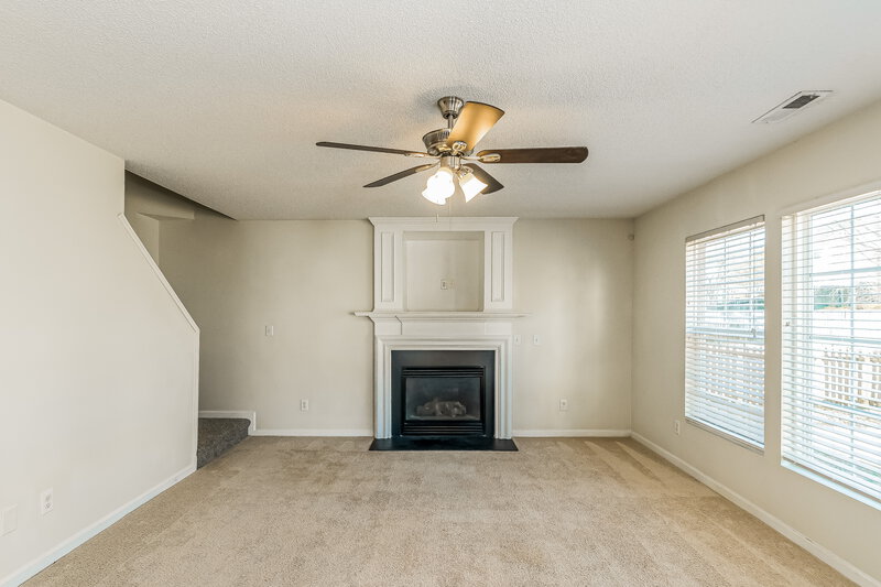 1,835/Mo, 225 Honeywell Way Fuquay Varina, NC 27526 Living Room View