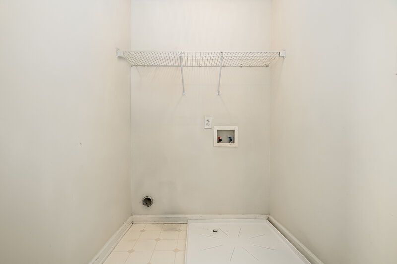 1,835/Mo, 225 Honeywell Way Fuquay Varina, NC 27526 Laundry Room View