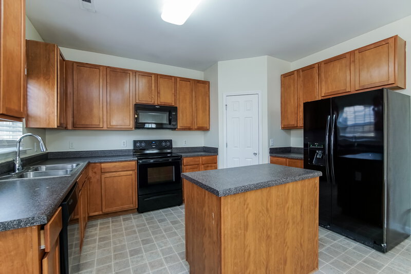 2,145/Mo, 308 Timber Meadow Lake Dr Fuquay Varina, NC 27526 Kitchen View 2