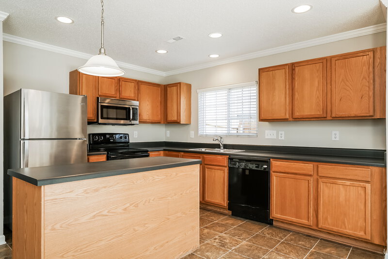 1,995/Mo, 7216 Monarda Ct Raleigh, NC 27616 Kitchen View