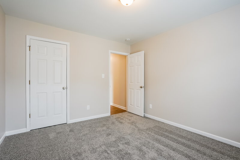 2,580/Mo, 2811 Erinridge Rd Raleigh, NC 27610 Bedroom View 4