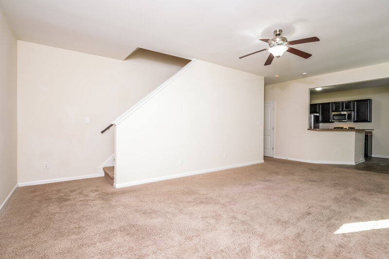 1,945/Mo, 1301 Braemar Highland Dr Zebulon, NC 27597 Living Room View 2