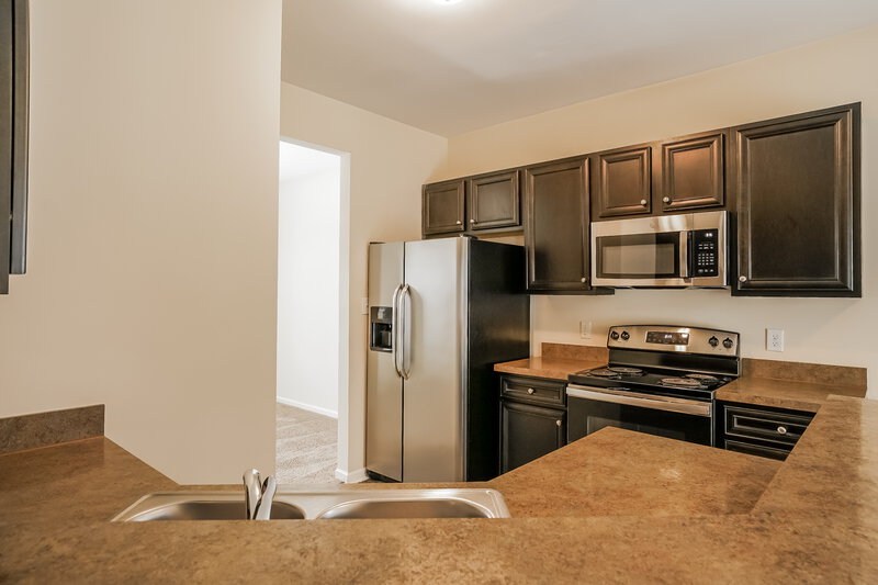 2,010/Mo, 1301 Braemar Highland Dr Zebulon, NC 27597 Kitchen View