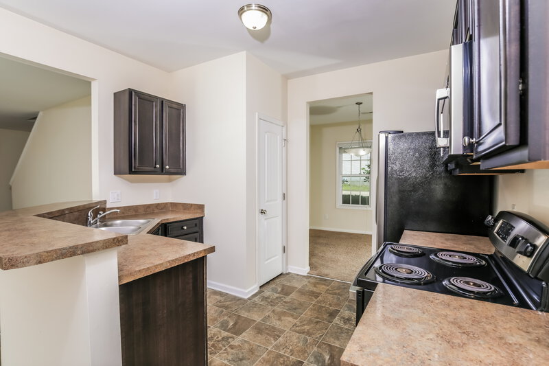 1,945/Mo, 1301 Braemar Highland Dr Zebulon, NC 27597 Kitchen View 2