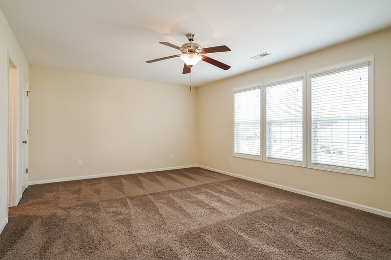 2,010/Mo, 1301 Braemar Highland Dr Zebulon, NC 27597 Main Bedroom View