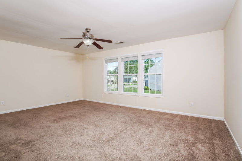 1,945/Mo, 1301 Braemar Highland Dr Zebulon, NC 27597 Main Bedroom View 2