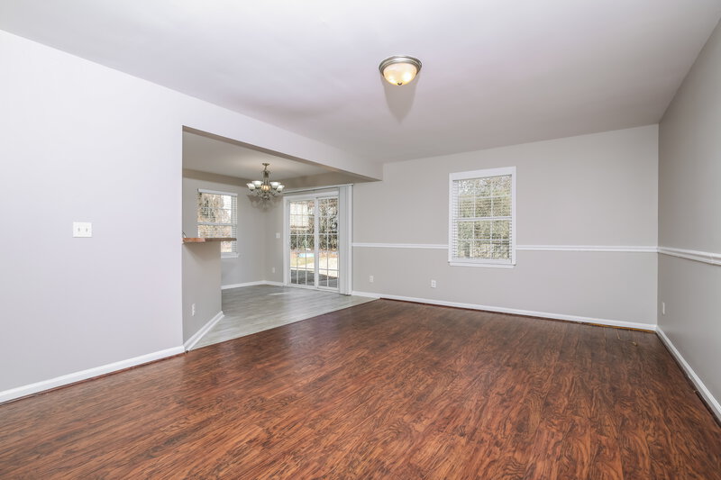 1,785/Mo, 721 Champion St Clayton, NC 27520 Living Room View