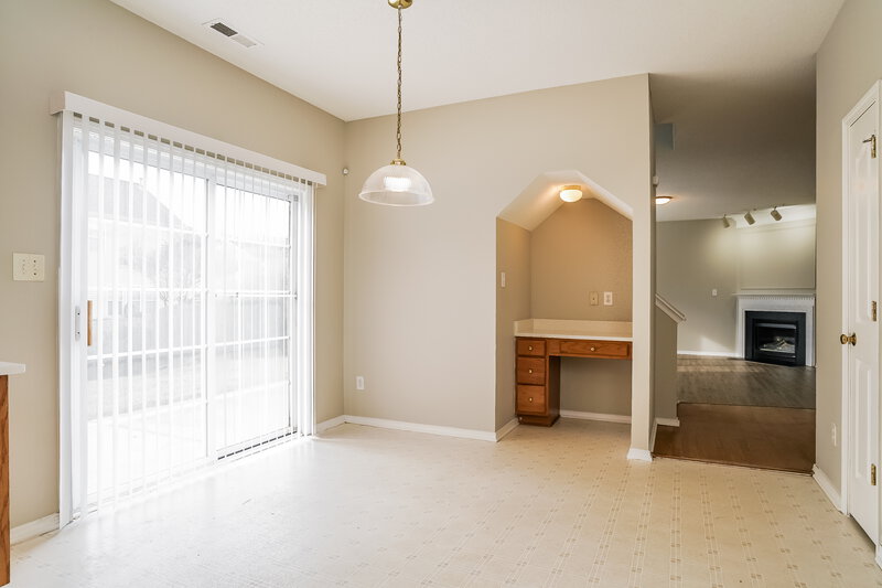 2,050/Mo, 5520 Cahaba Way Raleigh, NC 27616 Breakfast Nook View