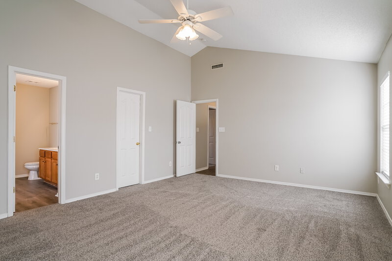 2,050/Mo, 5520 Cahaba Way Raleigh, NC 27616 Main Bedroom View 2