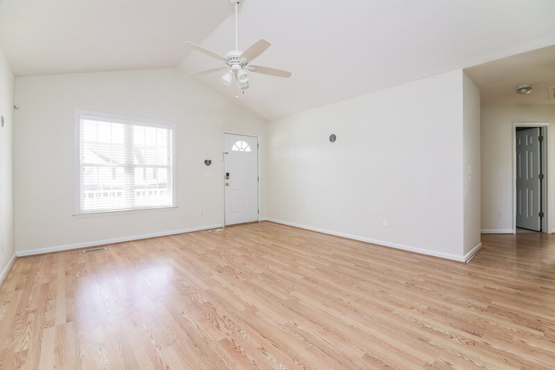 1,785/Mo, 525 Groveton Trl Wake Forest, NC 27587 Living Room View 2