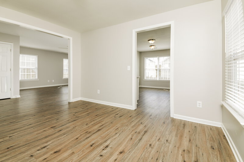 1,880/Mo, 1550 Pebble Ridge Dr Raleigh, NC 27610 Family Room View