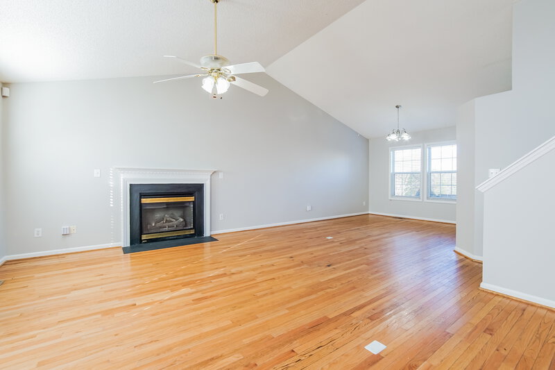 2,175/Mo, 4301 Mantua Way Raleigh, NC 27604 Living Room View