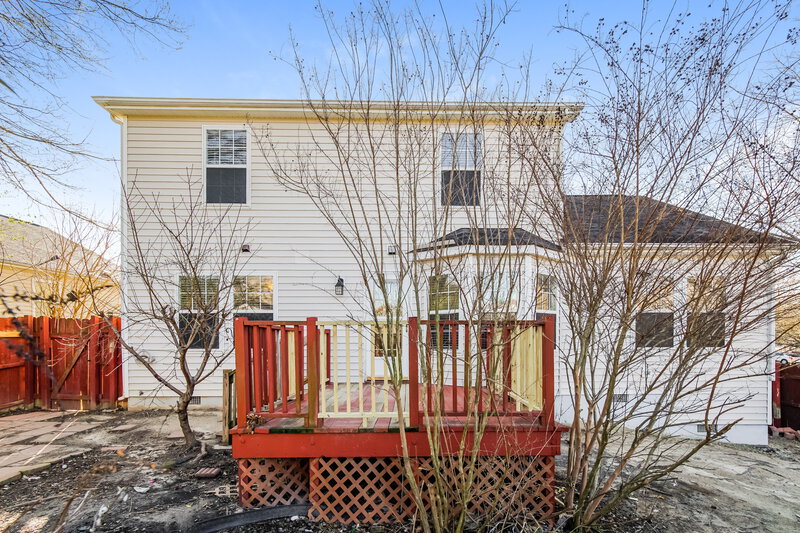 2,175/Mo, 4301 Mantua Way Raleigh, NC 27604 Rear View