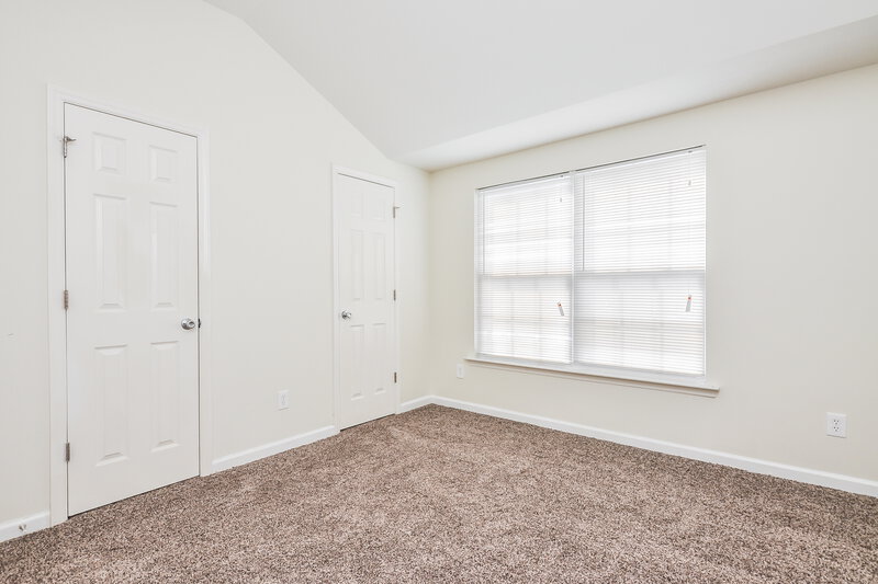 2,195/Mo, 745 Willow Bay Dr Fuquay Varina, NC 27526 Master Bedroom View 3