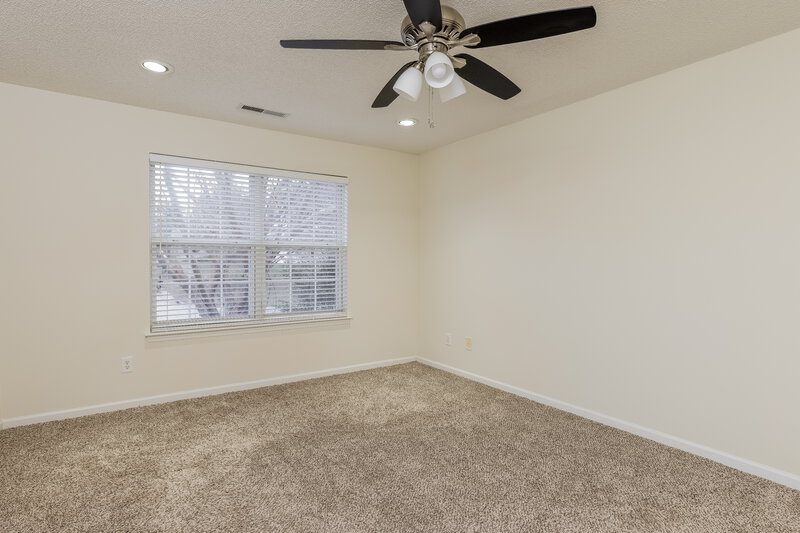 2,035/Mo, 401 Siena Dr Wake Forest, NC 27587 Main Bedroom View