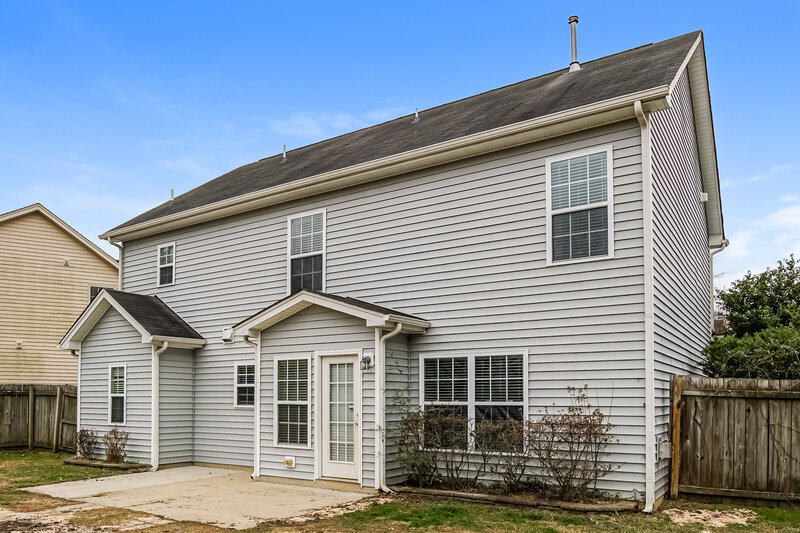 2,075/Mo, 601 Monterey Pine Dr Fuquay Varina, NC 27526 Rear View 2