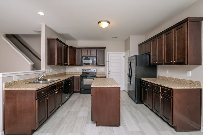 1,955/Mo, 1253 Braemar Highland Dr Zebulon, NC 27597 Kitchen View