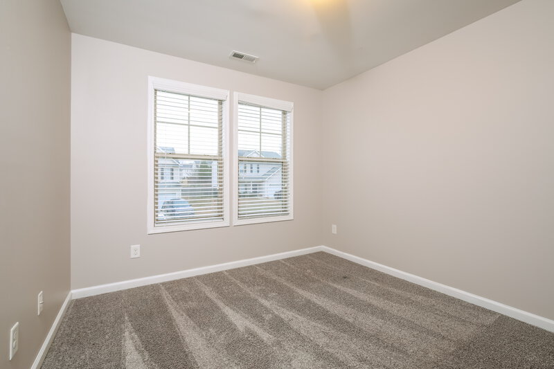 1,955/Mo, 1253 Braemar Highland Dr Zebulon, NC 27597 Bedroom View