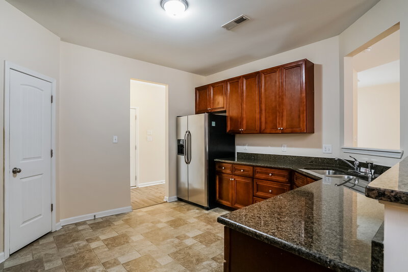 1,845/Mo, 2326 King Malcolm Ln Zebulon, NC 27597 Kitchen View