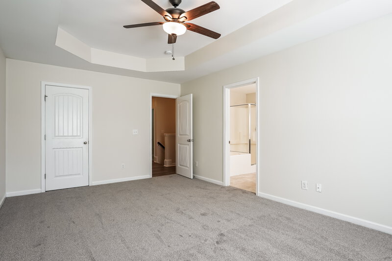 2,850/Mo, 645 Smithridge Way Fuquay Varina, NC 27526 Main Bedroom View 2