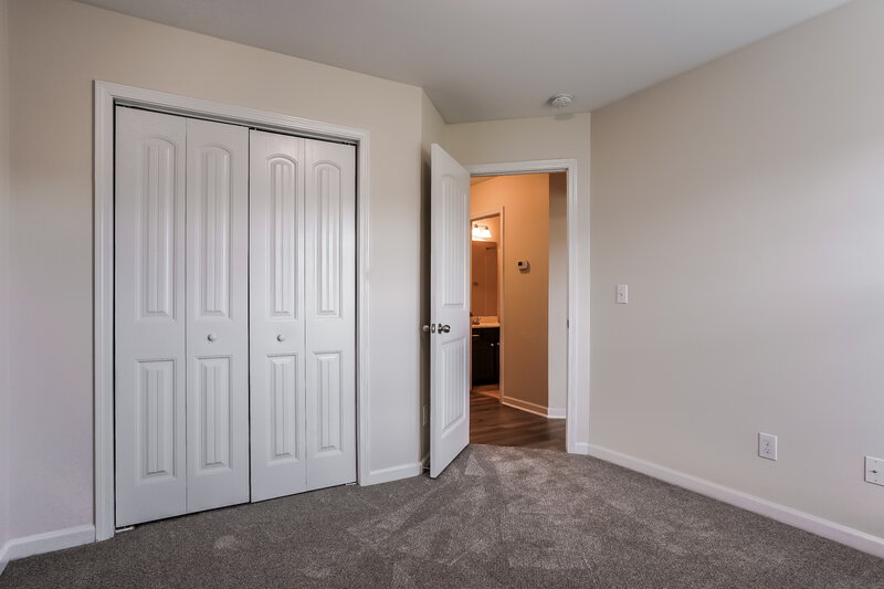 2,850/Mo, 645 Smithridge Way Fuquay Varina, NC 27526 Bedroom View 2
