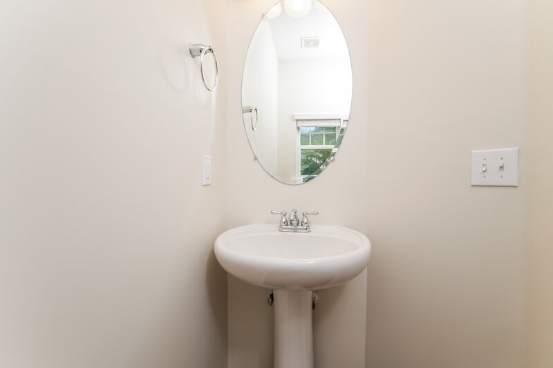 1,900/Mo, 645 Smithridge Way Fuquay Varina, NC 27526 Powder Room View
