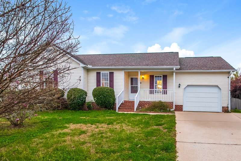 1,795/Mo, 1012 S Willhaven Dr Fuquay Varina, NC 27526 External View