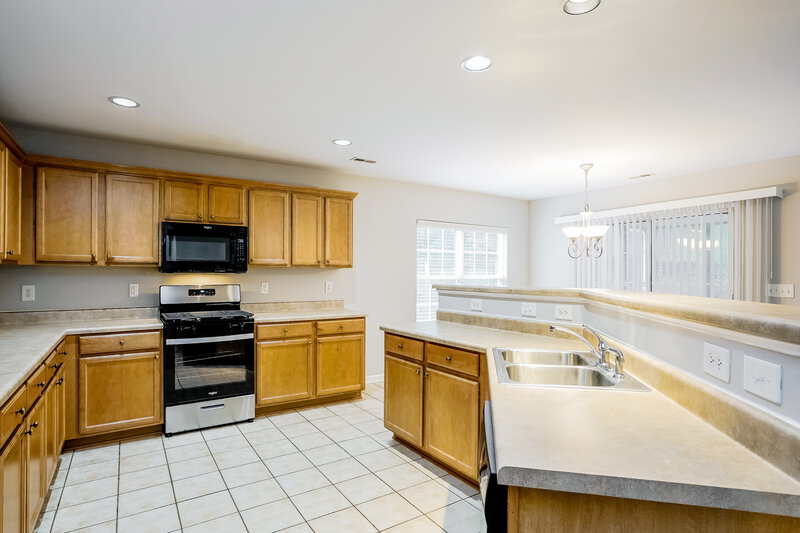 1,940/Mo, 120 Smart Ct Clayton, NC 27520 Kitchen View