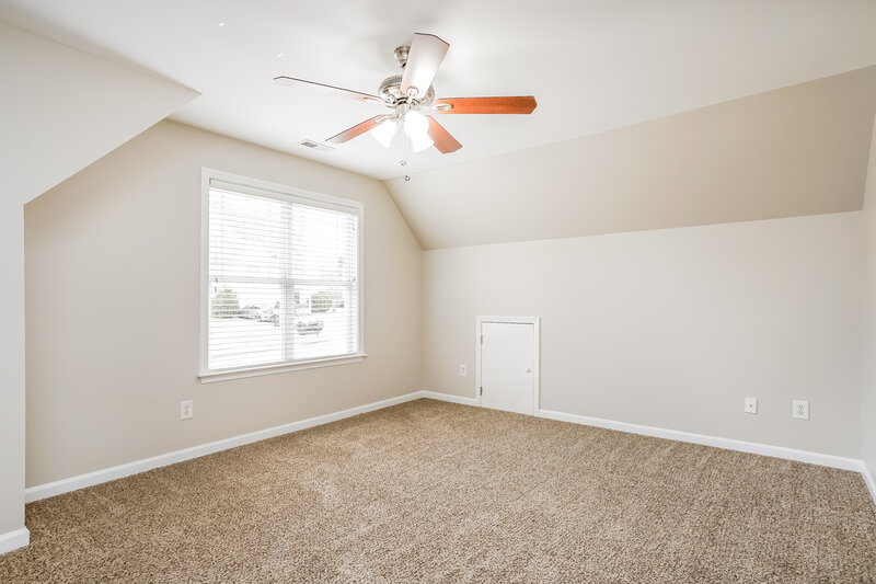 1,930/Mo, 180 Willowbrook Cir Clayton, NC 27527 Misc View 6