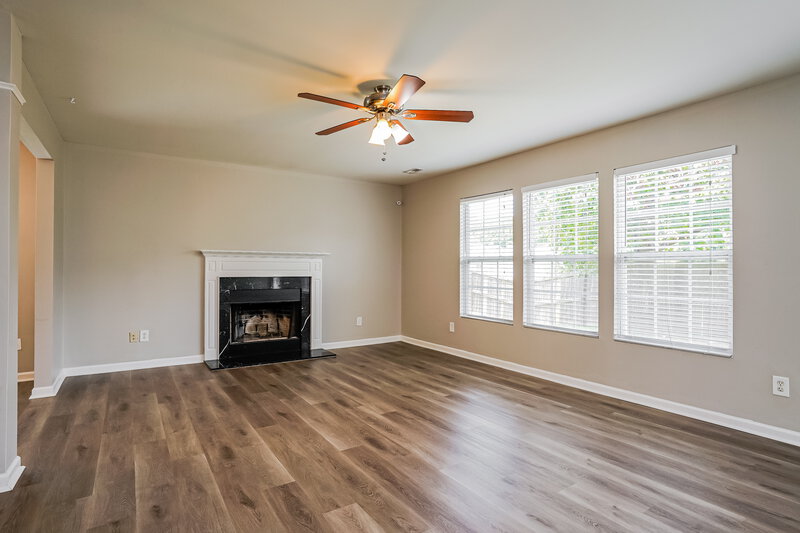 1,995/Mo, 3783 Burtons Barn St Raleigh, NC 27610 Living Room View
