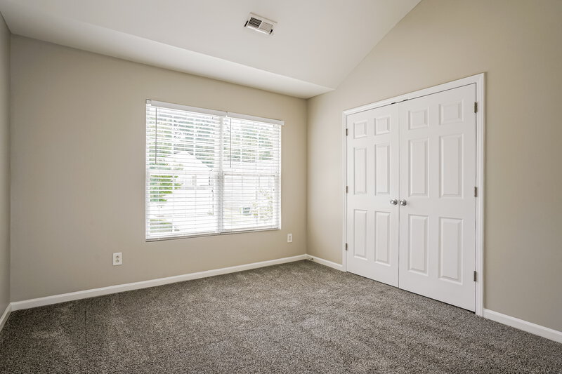 1,995/Mo, 3783 Burtons Barn St Raleigh, NC 27610 Bedroom View 2